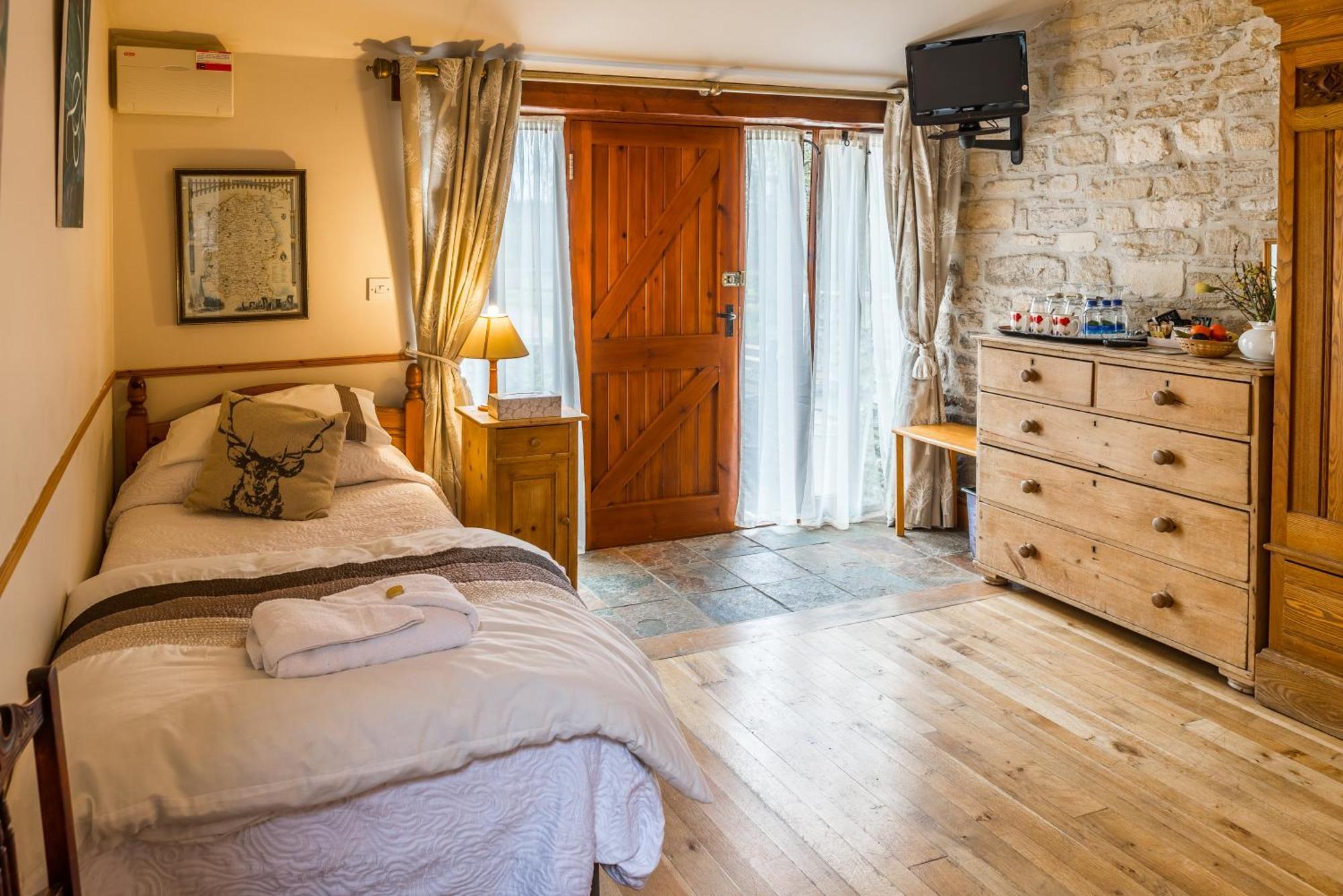 Beeches Farmhouse Country Cottages & Rooms Bradford-On-Avon Rum bild